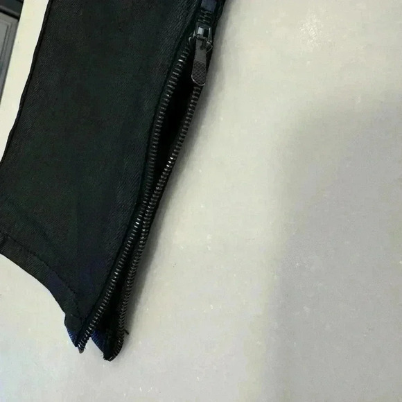 AG Adriano Goldschmied black leather look jeans. Zipper on front pockets size 26 - Picture 10 of 13